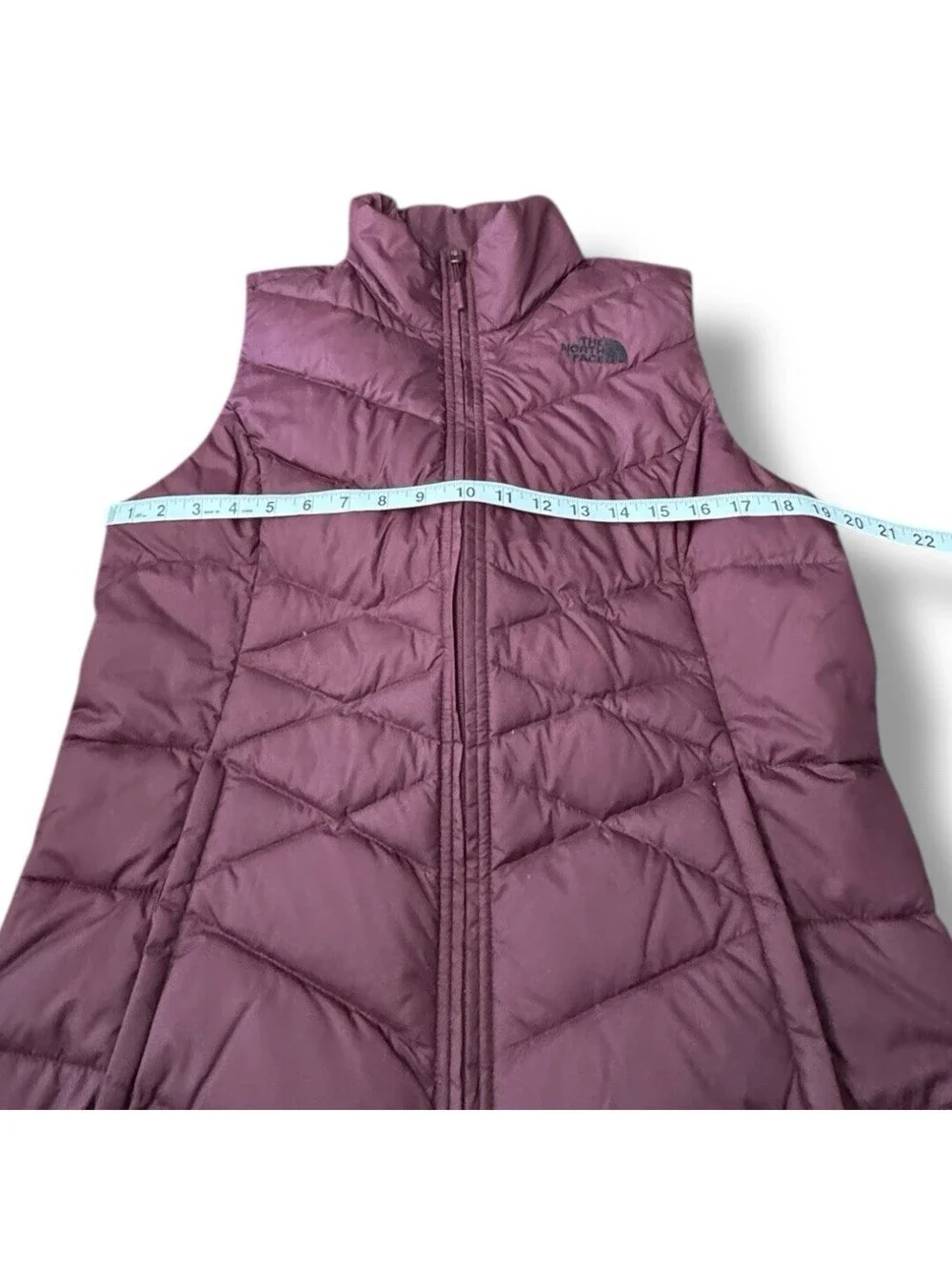 The North Face Burgundy Goose Down Puffer Vest Full Zip 550 Fill Women’s Size M